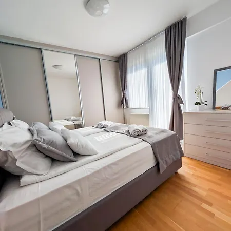 Premium Meandar With Free Garage Appartement