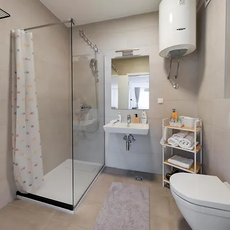 Premium Meandar With Free Garage Sarajevo